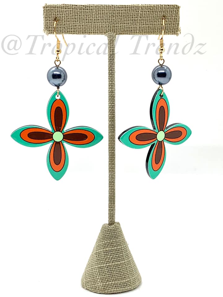 Polynesian Acrylic with Shell Pearl