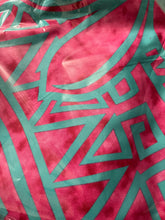 Load image into Gallery viewer, Poly Plumeria Lavalava (2yds)
