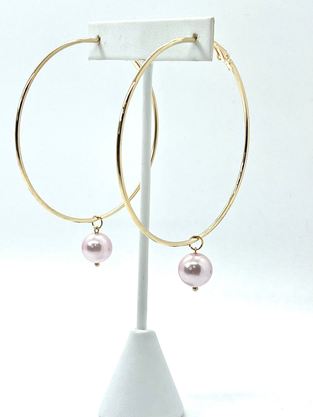 Hoop Earrings with Pink Pearl