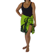 Load image into Gallery viewer, Monstera half Length with Coconut Holder (2yds)
