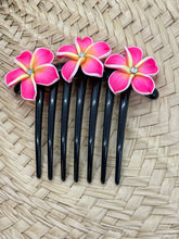 Load image into Gallery viewer, Triple Plumeria rhinestone Comb

